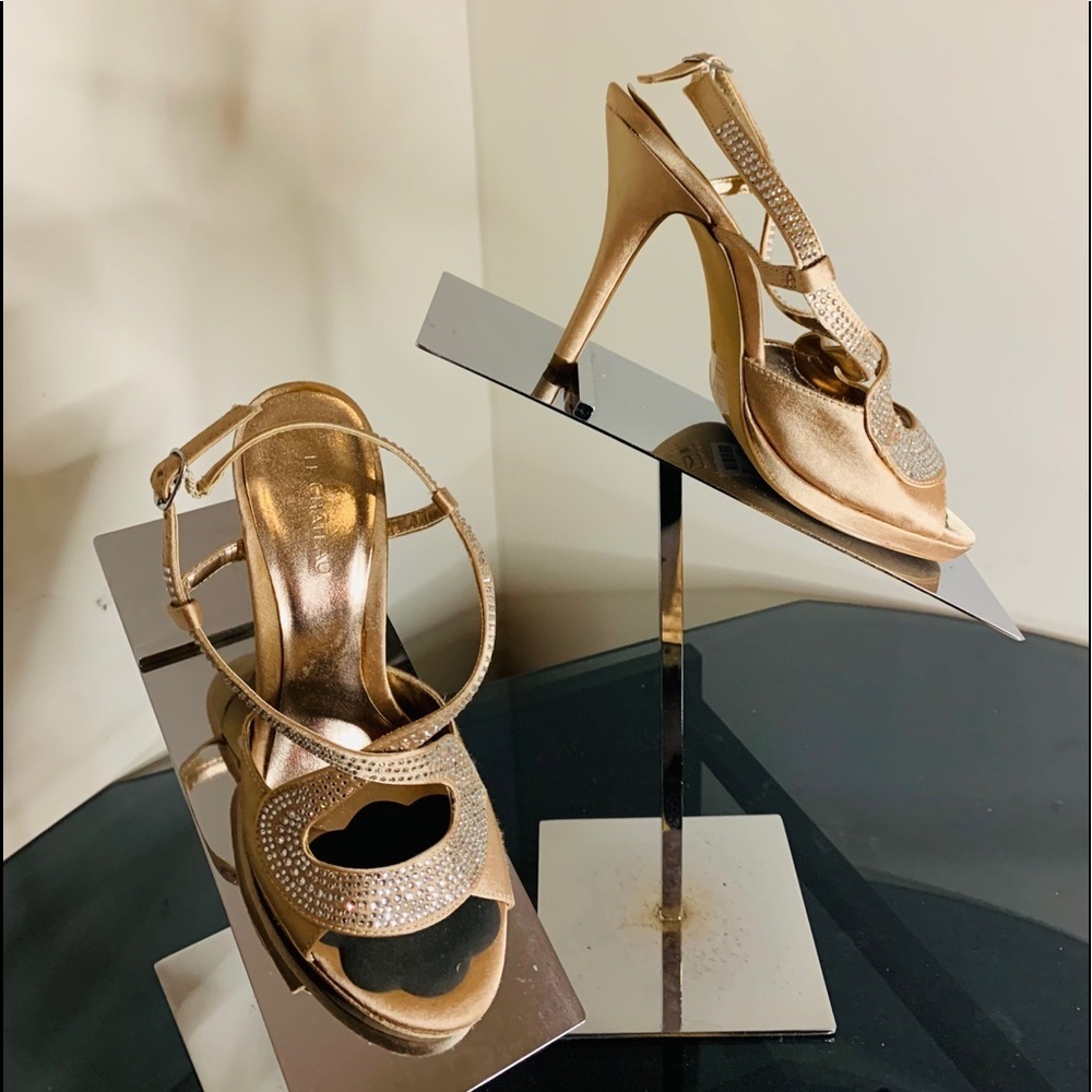 S50- Le Château Beige with rhinestones Sandals size 8
